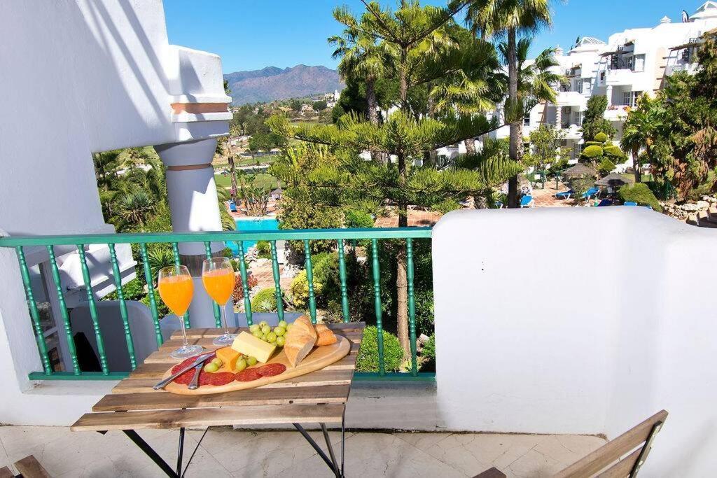 Spectacular Apartment In Matchroom Country Club Fuengirola Bagian luar foto
