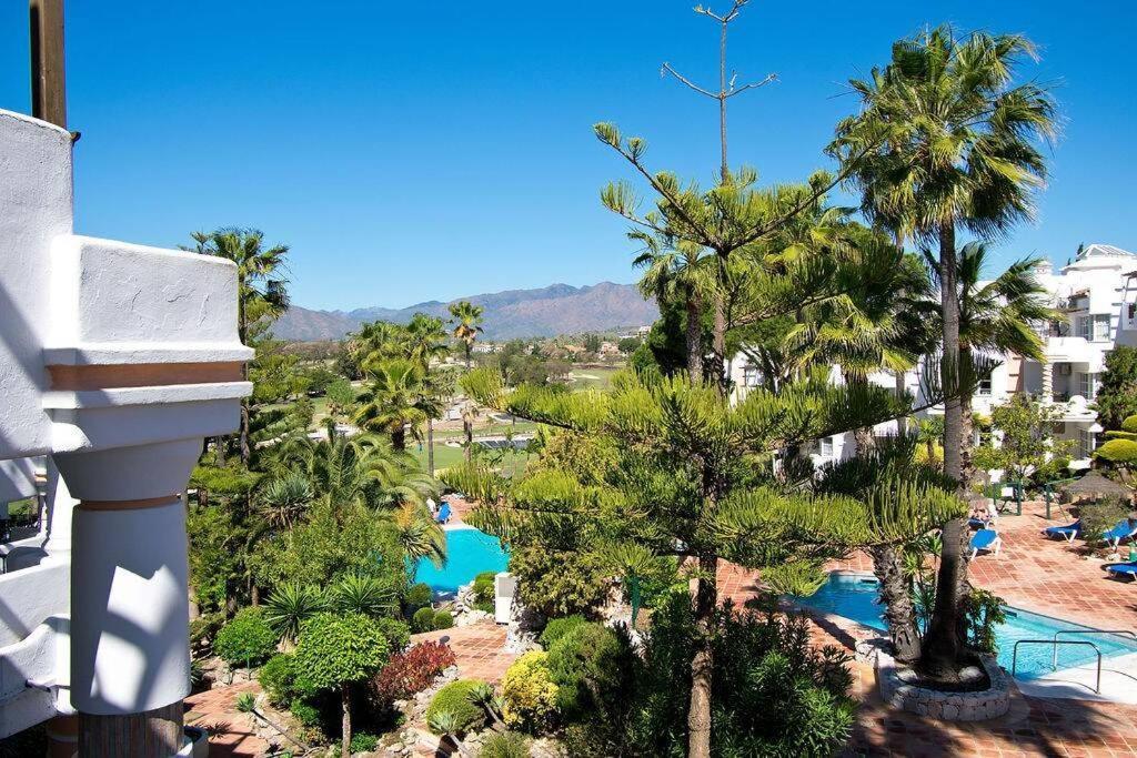 Spectacular Apartment In Matchroom Country Club Fuengirola Bagian luar foto